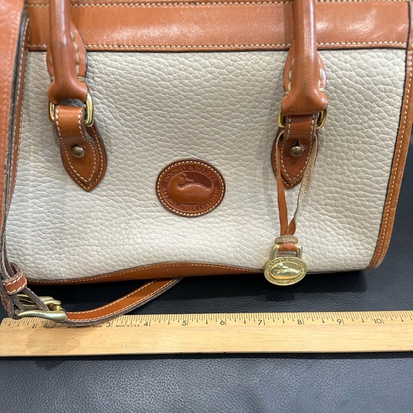Authentic and Vintage Dooney & Bourke satchel handbag - Picture 2 of 8